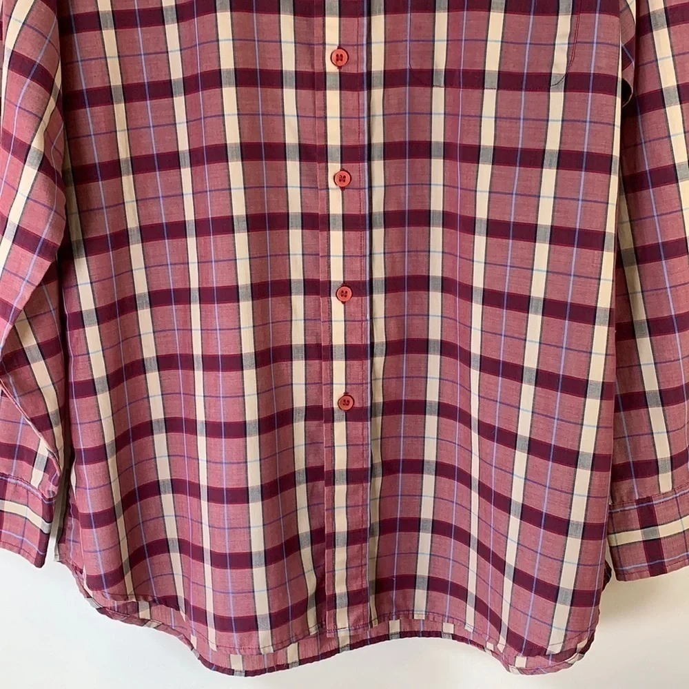 Vintage LEVI’s Plaid Button Down Shirt. Men’s XL.